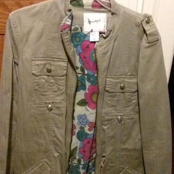 Jacket - Picture 3 of 3